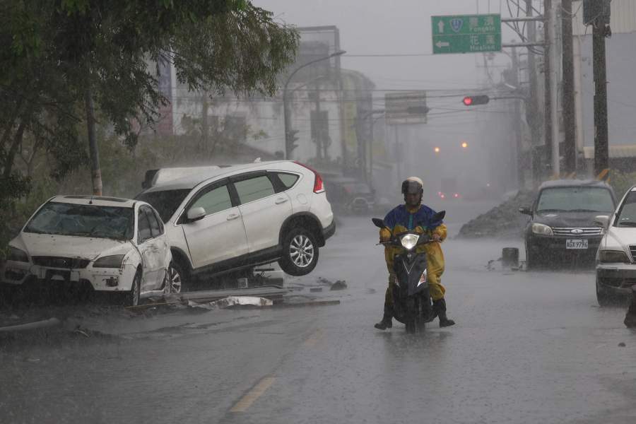 Супертайфун «Рагаса»