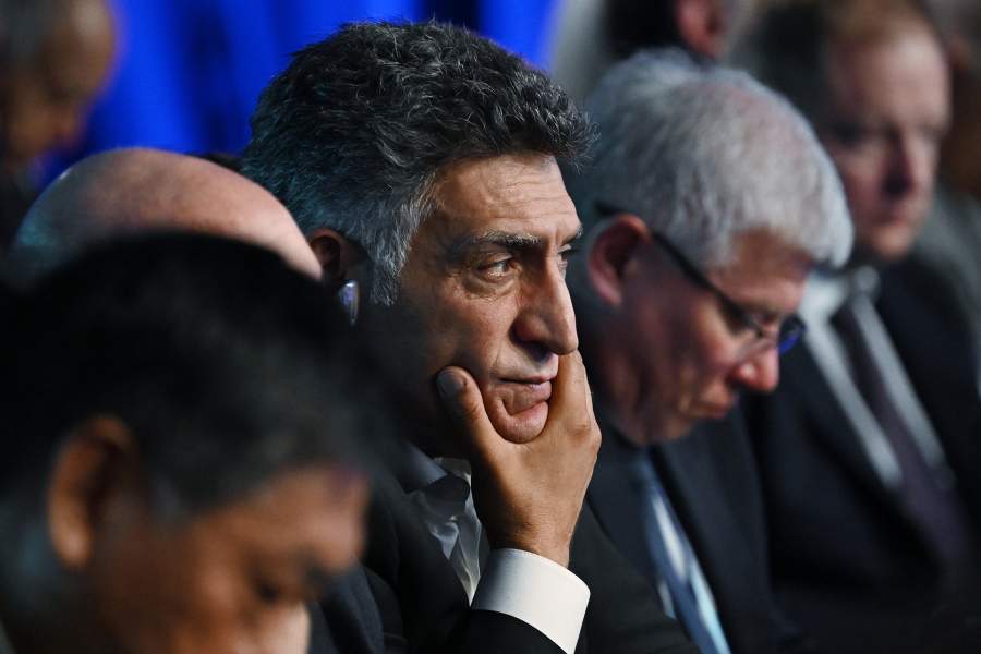 Режиссер, телеведущий Тигран Кеосаян на пленарной сессии XX Ежегодного заседания Международного дискуссионного клуба «Валдай». 2023 год