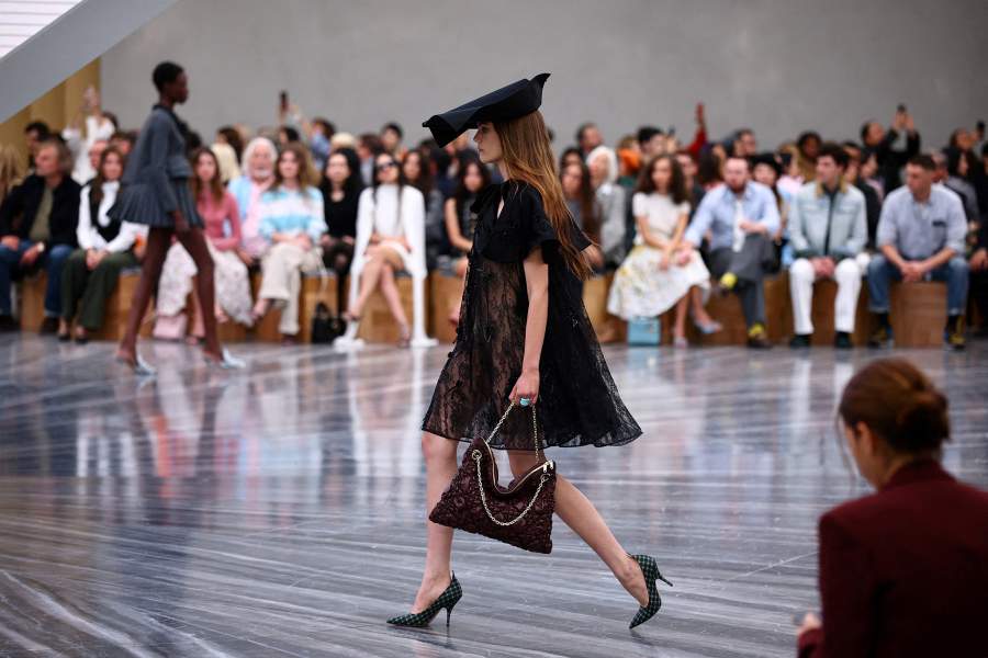 Models present creations by designer Jonathan Anderson as part of his Spring/Summer 2026 Women's ready-to-wear collection show for the fashion house Christian Dior during Paris Fashion Week in Paris, France, October 1, 2025. REUTERS/Sarah Meyssonnier TPX IMAGES OF THE DAY
