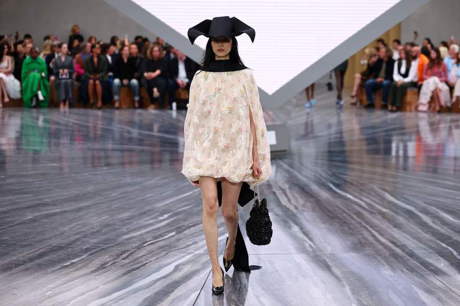 A model presents a creation by designer Jonathan Anderson as part of his Spring/Summer 2026 Women's ready-to-wear collection show for the fashion house Christian Dior during Paris Fashion Week in Paris, France, October 1, 2025