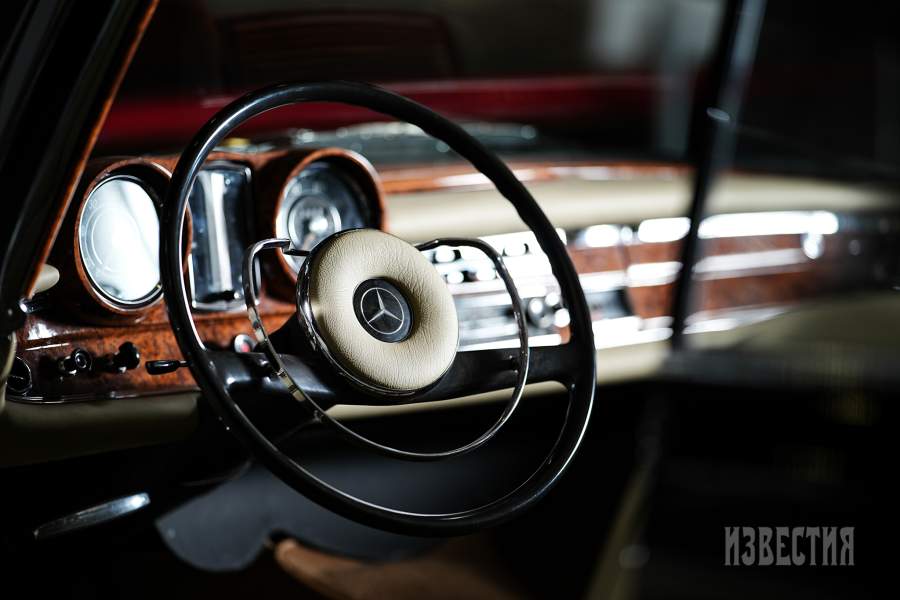 Выставка-аукцион редких автомобилей от аукционного дома Wellot