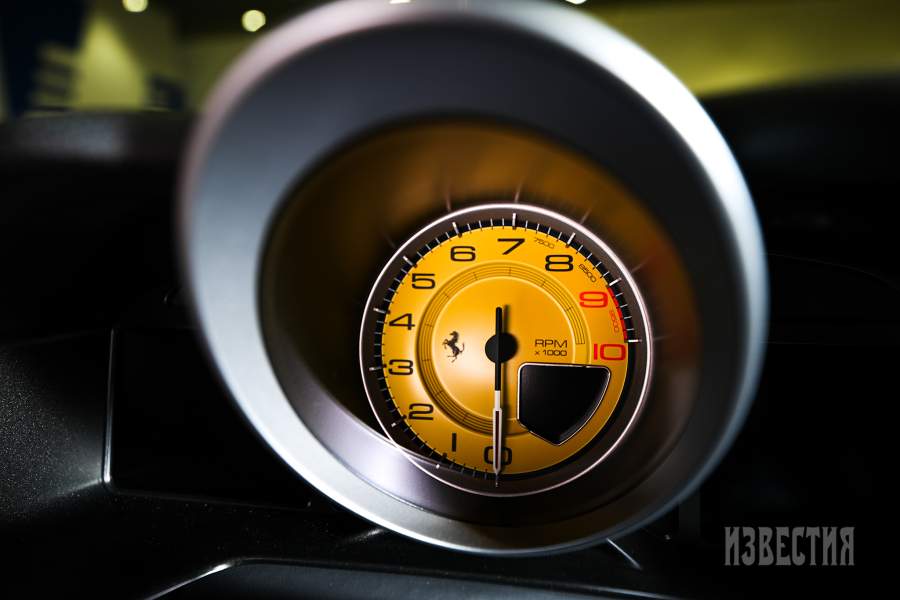 Выставка-аукцион редких автомобилей от аукционного дома Wellot