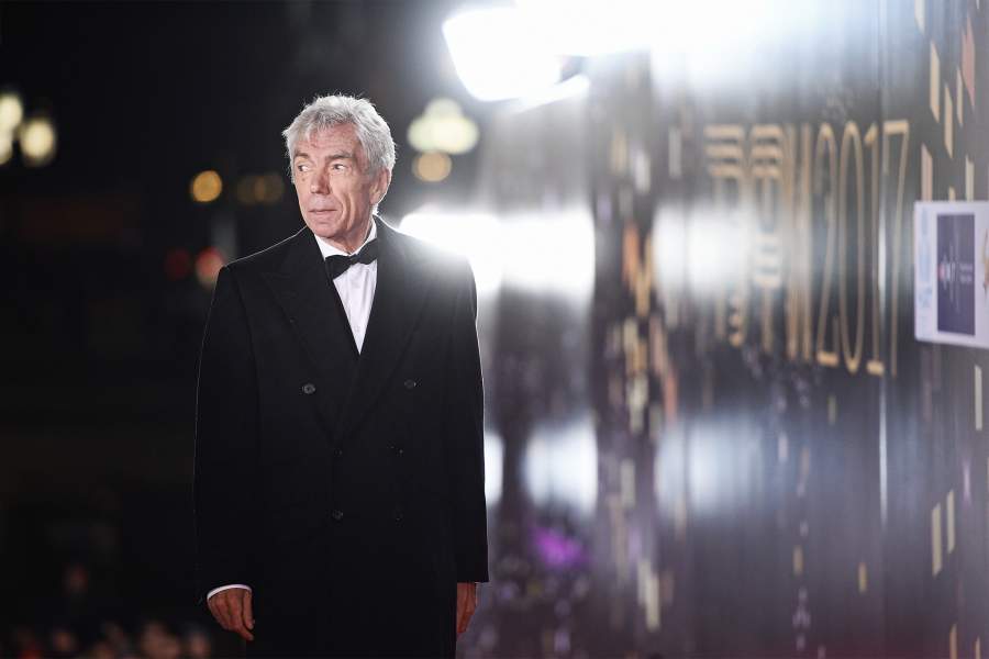 Телеведущий Юрий Николаев перед началом церемонии вручения телевизионной премии "ТЭФИ 2017" в номинации "Вечерний прайм" в Москве