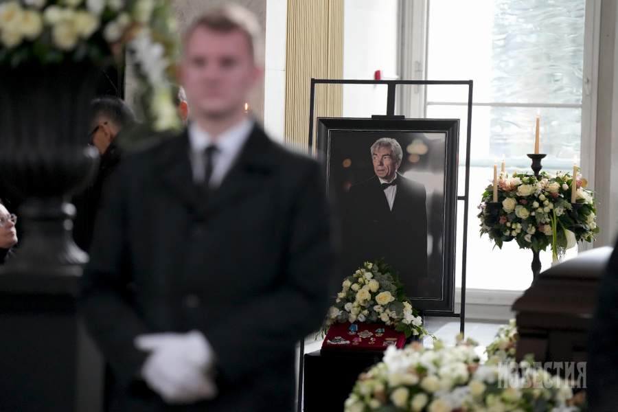 Прощание с актером Юрием Николаевым