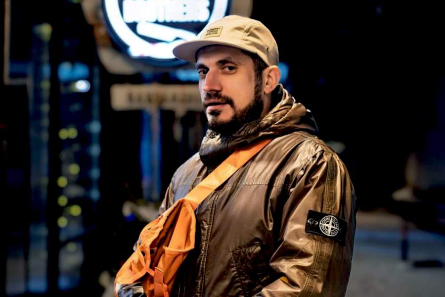 Паша Техник (1 июля 1984 года – 4 апреля 2025 года) — рэпер. Скончался в апреле 2025 года от передозировки запрещенными веществами. Находился на отдыхе в Таиланде, где попал в реанимацию