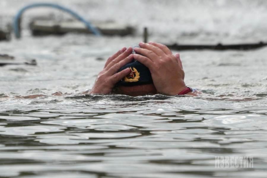 Участники празднования Дня Воздушно-десантных войск в Парке Горького