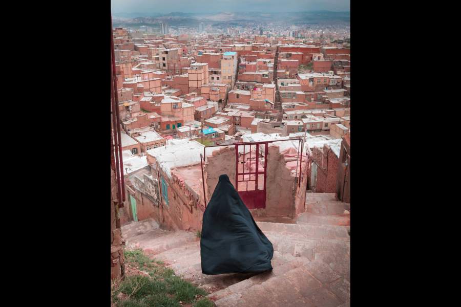 Masoud Mirzaei (Австрия), «Свидетель». Почетное упоминание в категории «Улица» на WPA