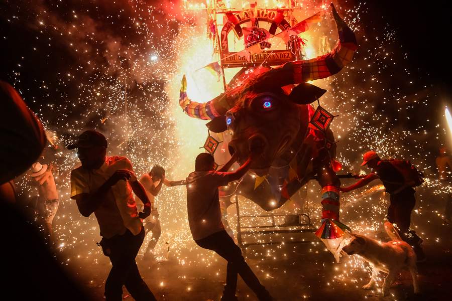 Antonio Flores (Мексика), «Хаос в аду». Победитель в категории «Событие» на World Photo Annual 2025