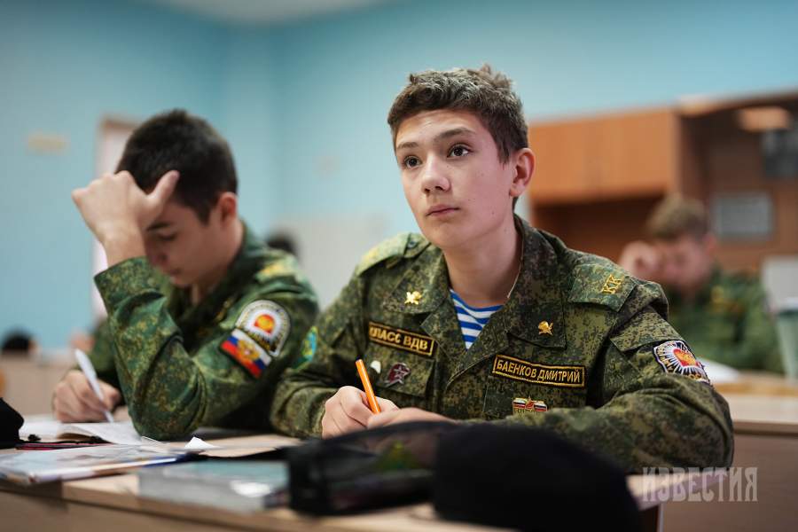 Дмитрий Баенков, ученик 8-го «А» класса кадетской школы