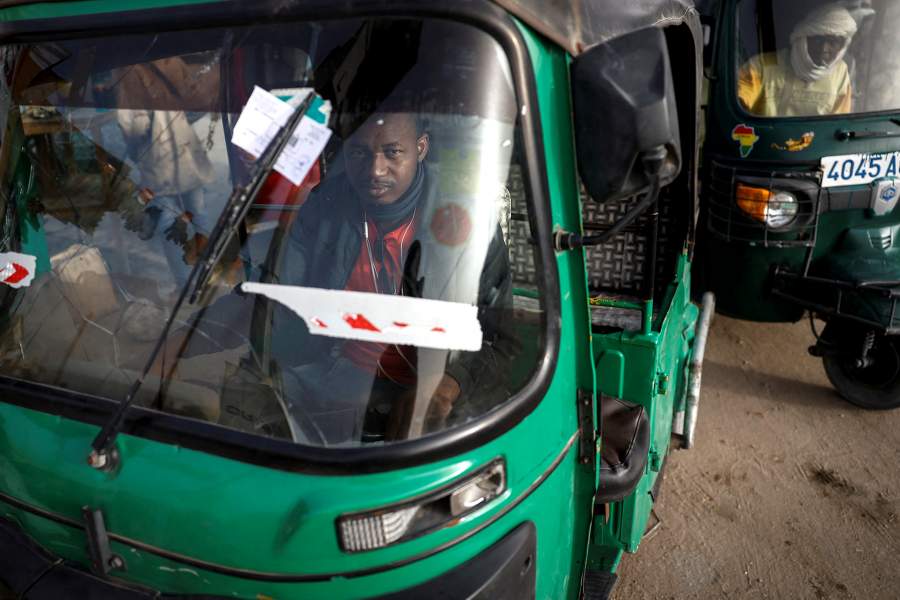 38-летний водитель тук-тука Муса Колонго