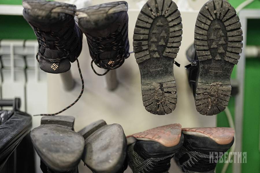 «Культурная прачечная» — совместный проект «Ночлежки» и сети Prachka.Com стал первым в России бесплатной прачечной для бездомных. На месте установлены стиральные и сушильные машины, в том числе для габаритных вещей