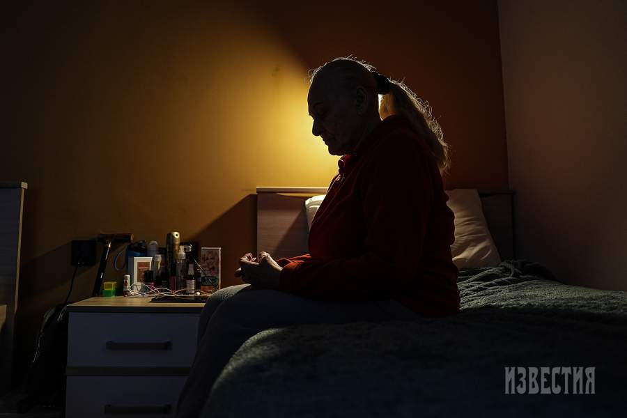 Особая категория подопечных «Ночлежки» — пожилые бездомные люди. Улица особенно жестока к тем, у кого почти не осталось сил и здоровья, кто в силу возраста не может заботиться о себе самостоятельно