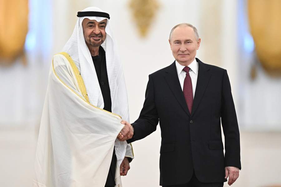29 января 2026. Президент РФ Владимир Путин и президент ОАЭ Мухаммед бен Заид Аль Нахайян (слева) во время встречи в Москве. Репортаж: Встреча президента РФ Владимира Путина и президента ОАЭ Мухаммеда бен Заида Аль Нахайяна Категории: Политика Место: Москва, Россия Дата события: 29.01.2026 Дата поступления: 29.01.2026 Автор: Сергей Бобылев Кредит: РИА Новости Источник: РИА Новости Оригинал: Цифра Формат: JPEG, 5692x3795px, 10.9Mb Job-ID: 754d96b26c174834