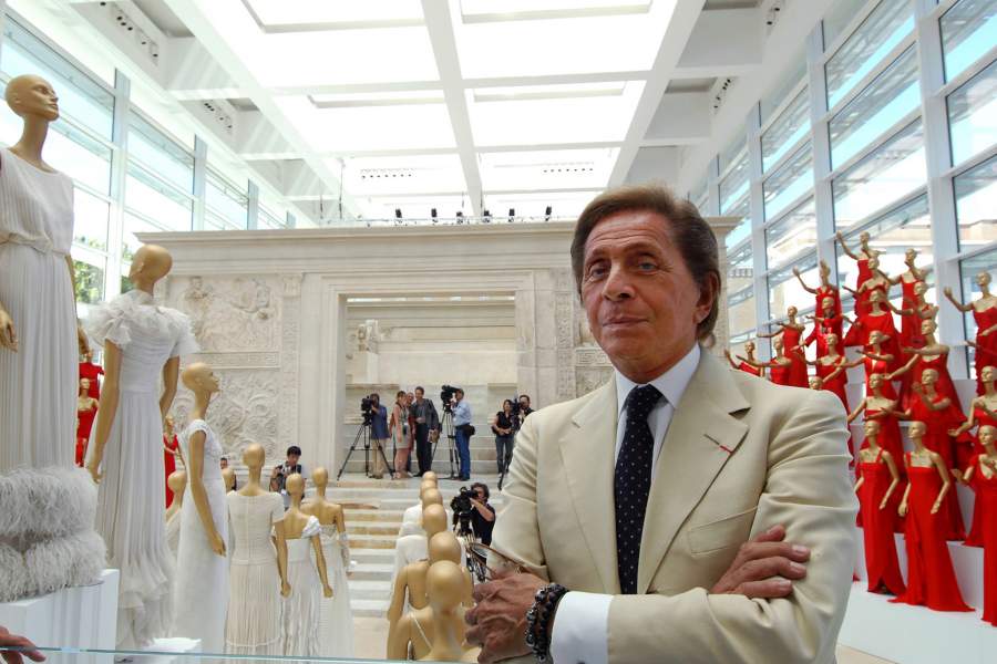 Итальянский модельер Валентино отмечает 45 лет своей деятельности: выставка в музее Ара Пачис в Риме