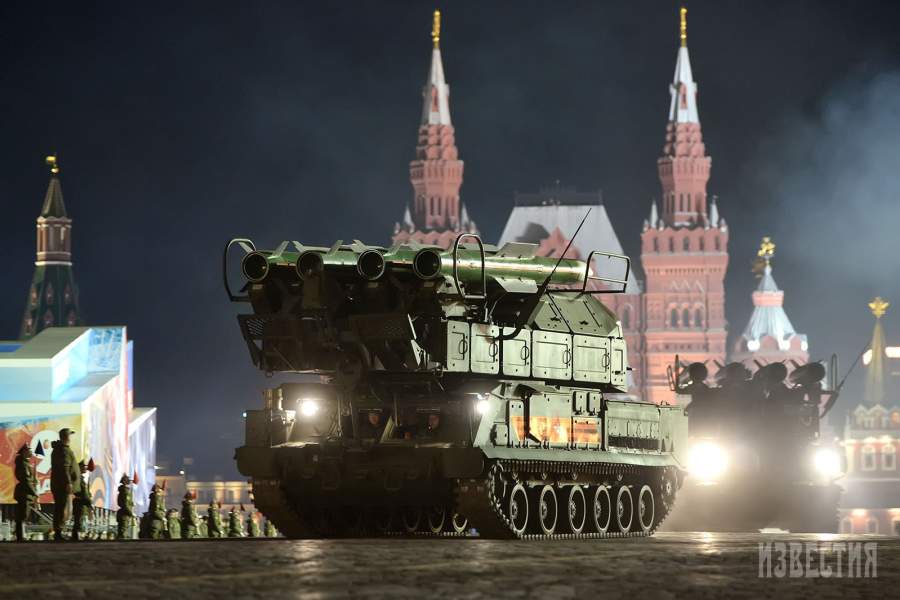 парк победы красная площадь. парад военной техники на красной площади 9 мая. кремль москва парад. площадка на красной площади. линейные на параде.