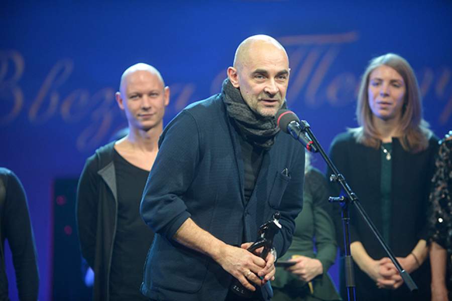 Режиссер-постановщик церемонии вручения премии "Звезда театрала" Сергей Голомазов. Его постановка "Особые люди" "ТОМа"  в сотрудничестве с Центром лечебной педагогики была признана лучшим социальным проектом