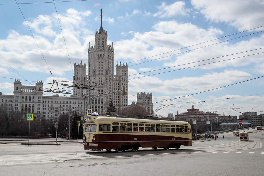 Парад трамваев, приуроченный к 118-летию трамвайного движения в столице