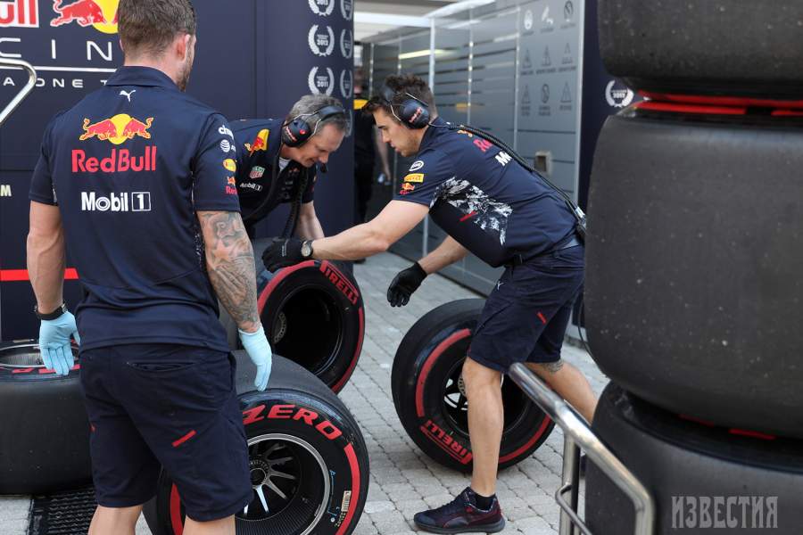 В боксах команды Red Bull