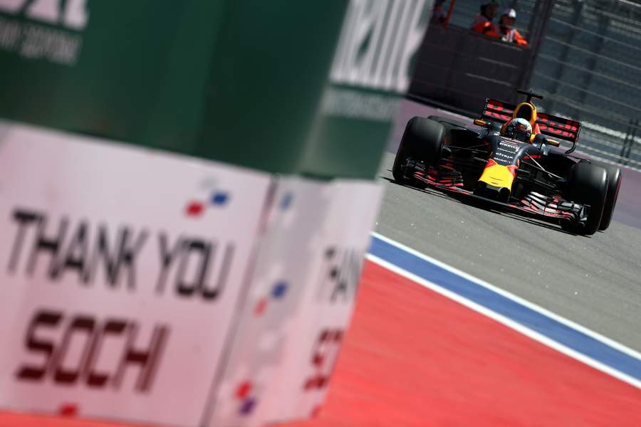 Гонщик команды Red Bull Макс Ферстаппен