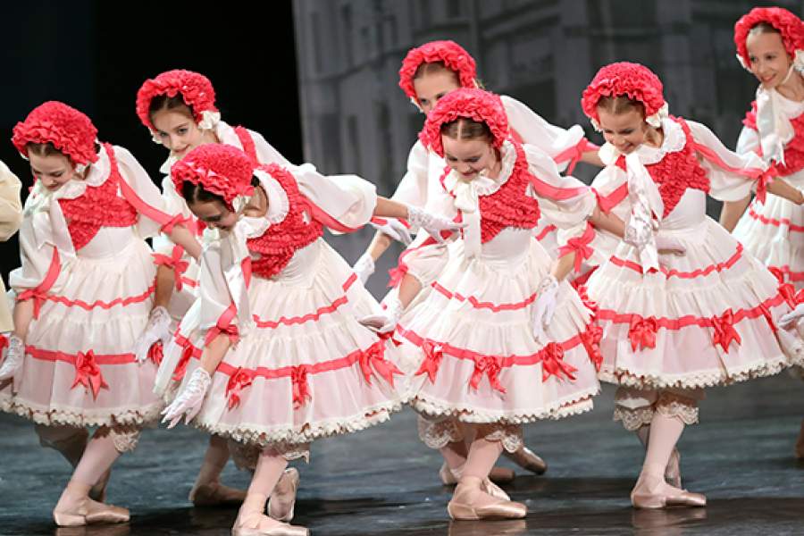 Юные воспитанники Николая Цискаридзе из Вагановского хореографического училища