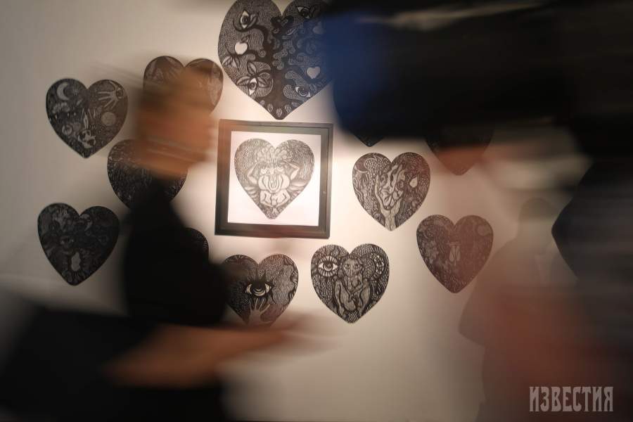 Благотворительный выставочный проект «LIVE LIFE»