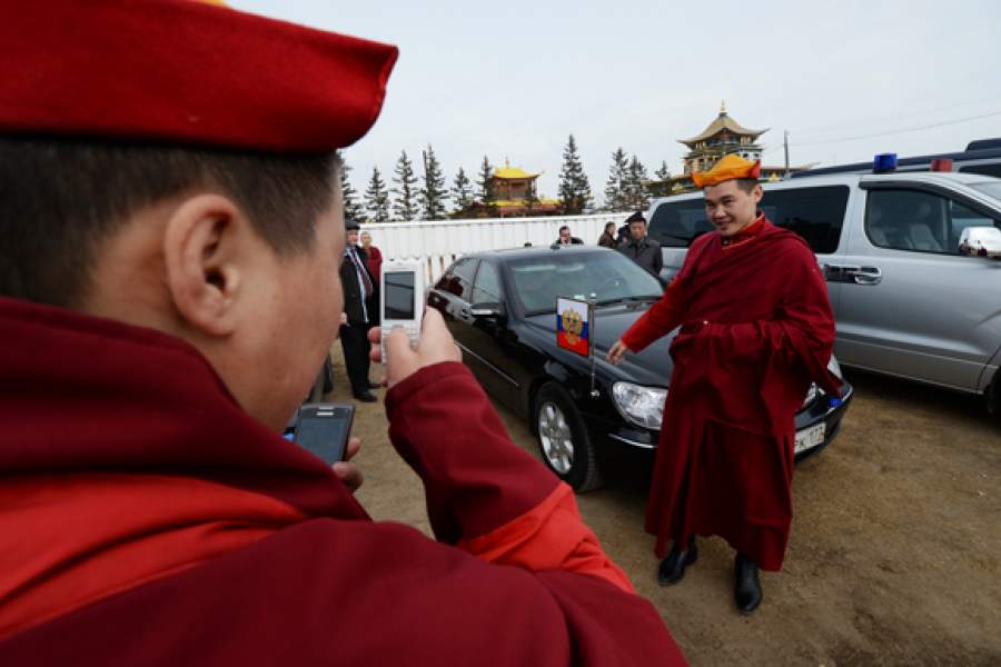 Фото с президентским лимузином