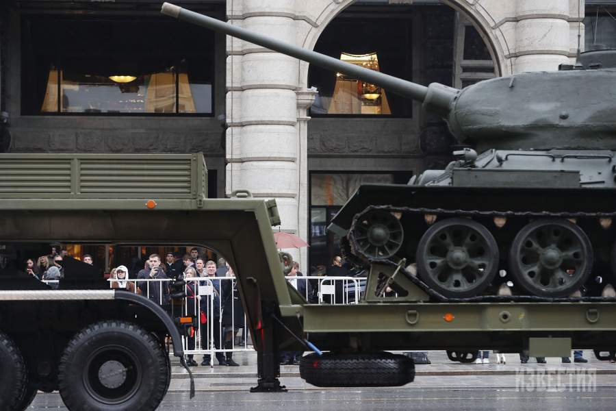 Перед началом репетиции парада Победы