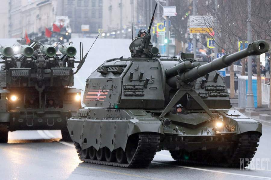 Ночная репетиция парада Победы
