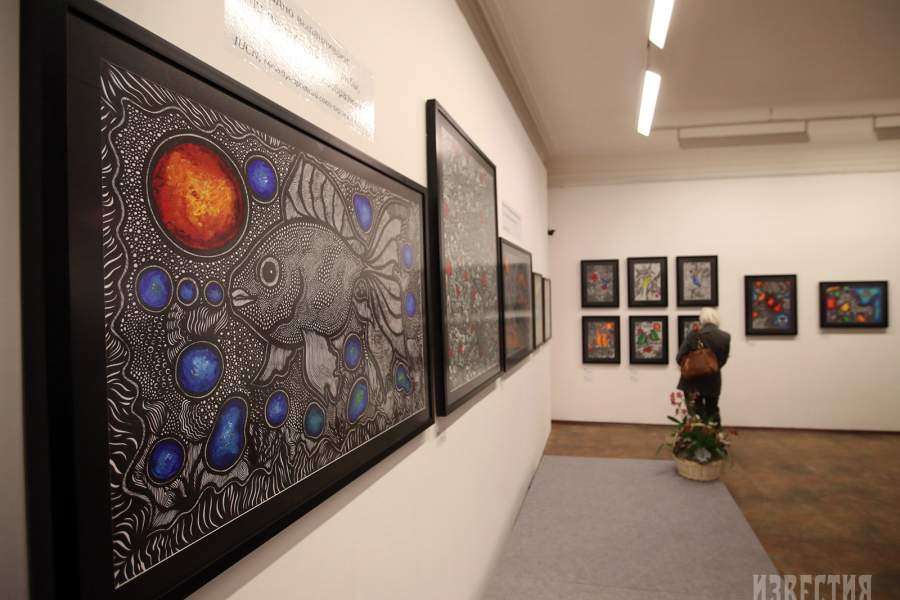 Благотворительный выставочный проект «LIVE LIFE»