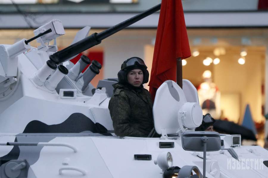 Перед началом репетиции парада Победы